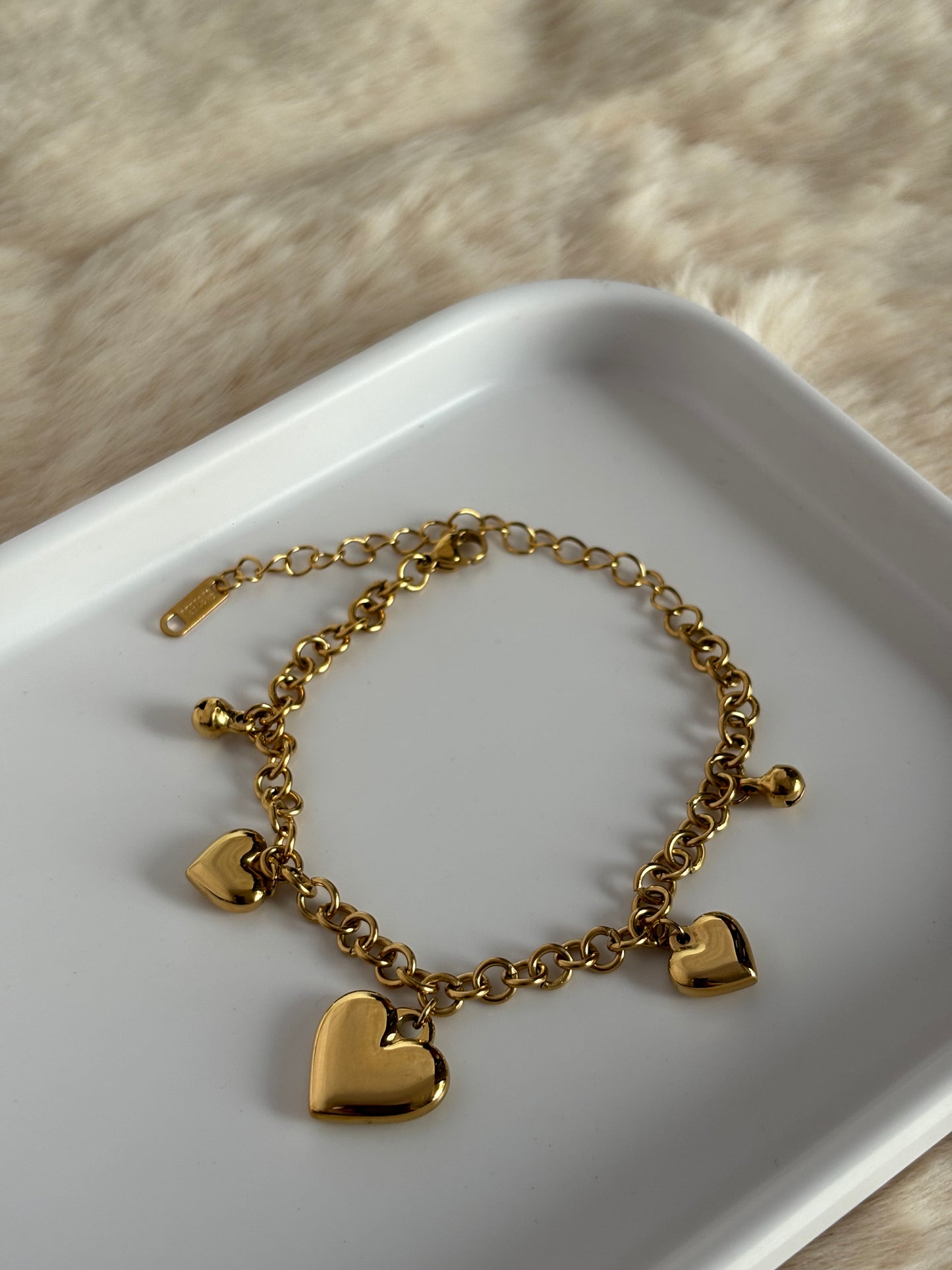 Chunky Heart Charm Bracelet