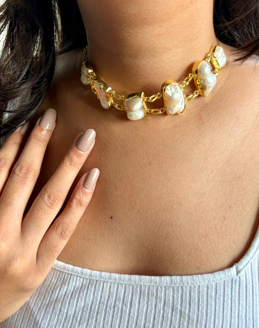 Baroque Pearl Choker Set - Brass