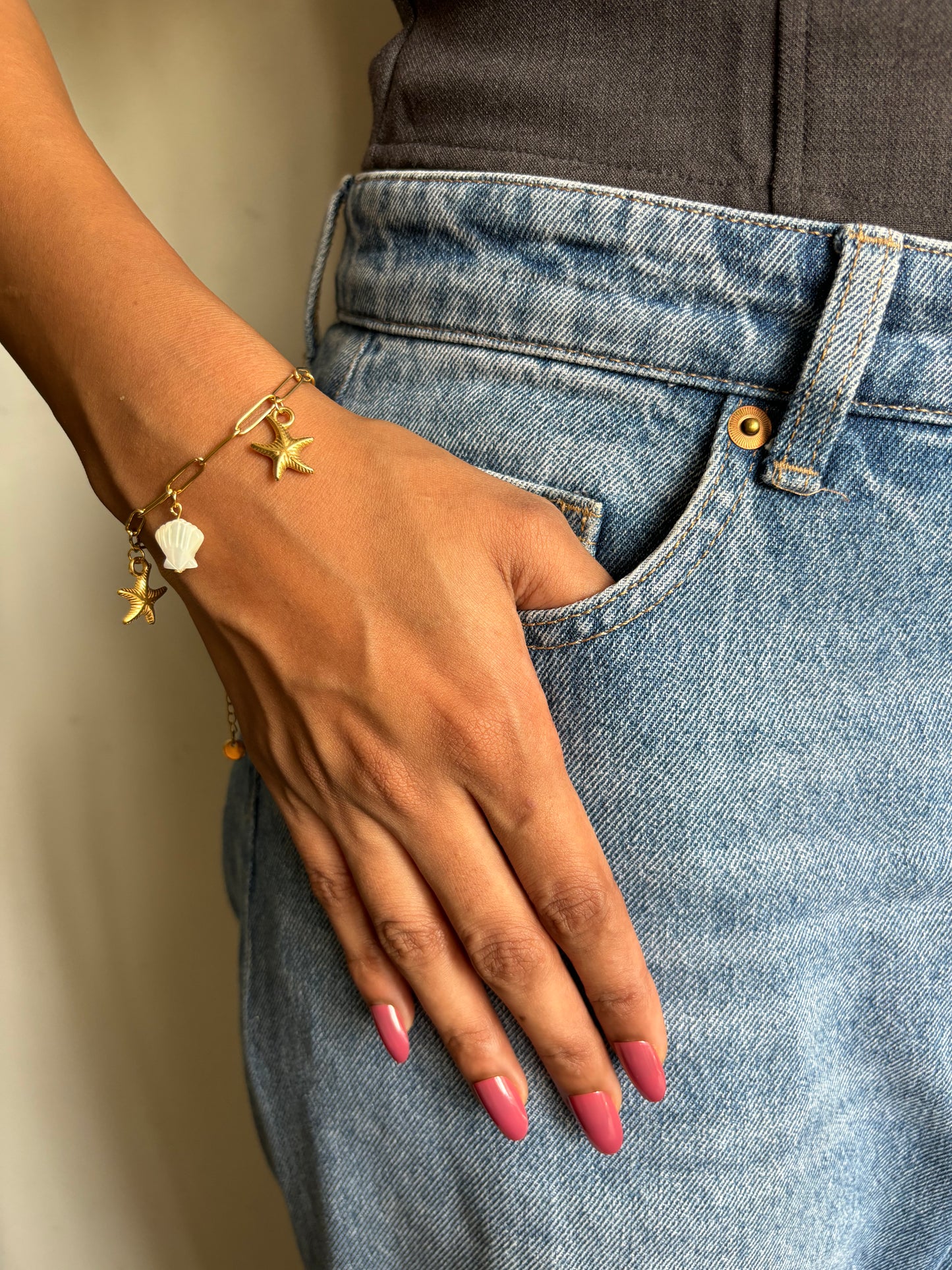 Star-Shell Charm Bracelet