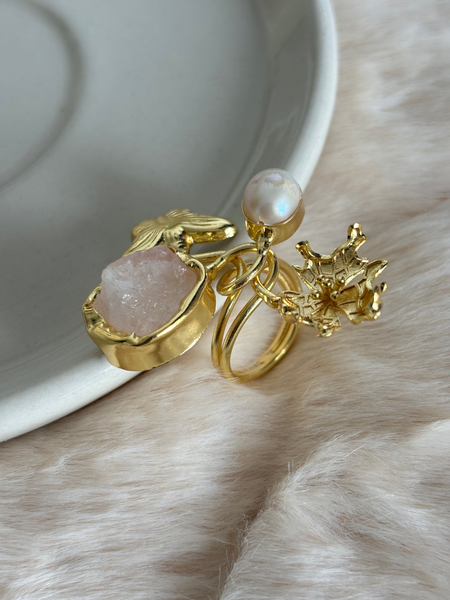 Gardenia Ring Brass Rose Quartz