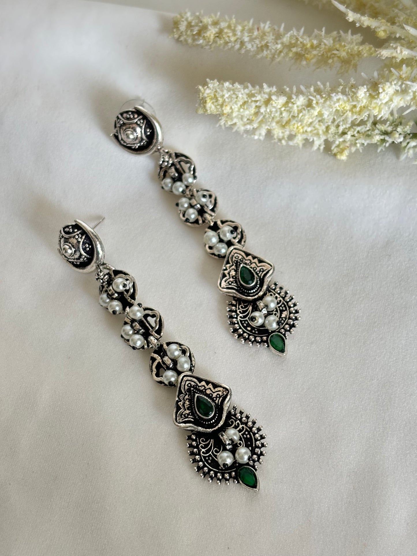 Saanj Earrings