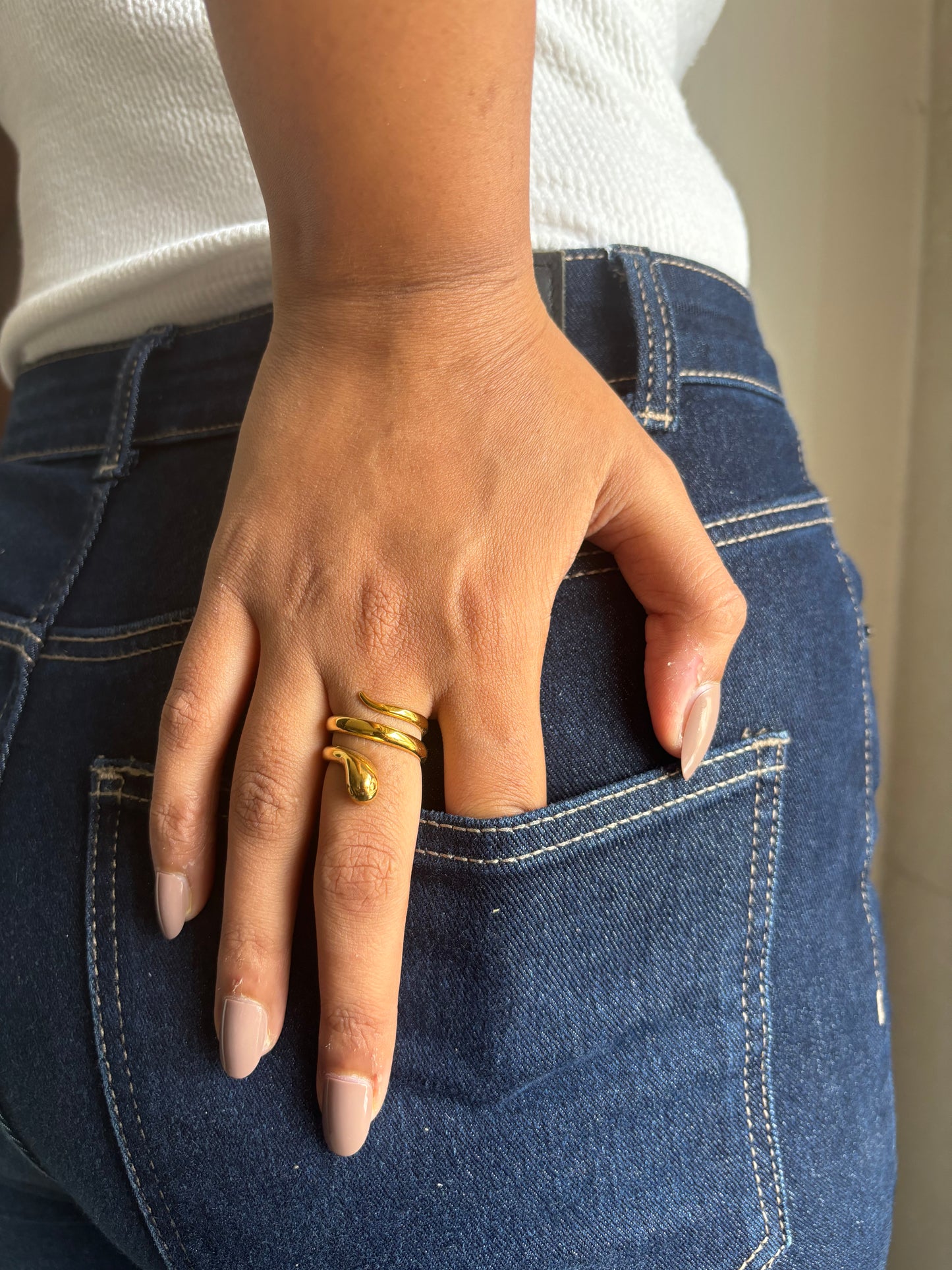 Swirl Snake Ring Gold