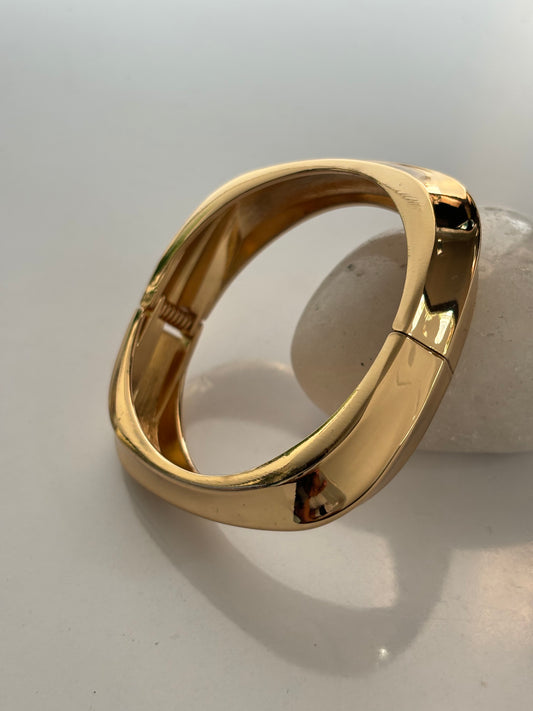 Squircle Brass Bracelet Gold